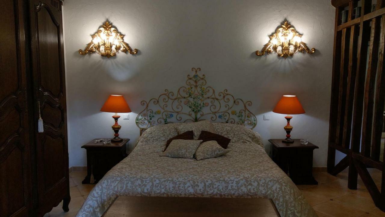 拉雷莱斯德拉图尔酒店 拉·寿塞·圣·威 外观 照片